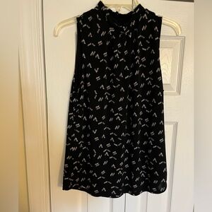 White House black market women’s top